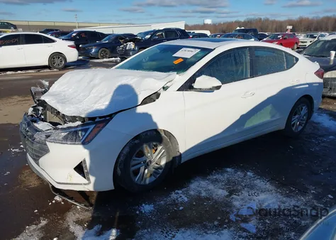 2020 Hyundai Elantra Value Edition z USA, uszkodzony, nr VIN 5NPD84LF1LH583963